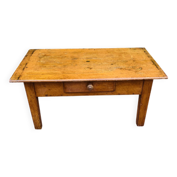 Table basse de ferme