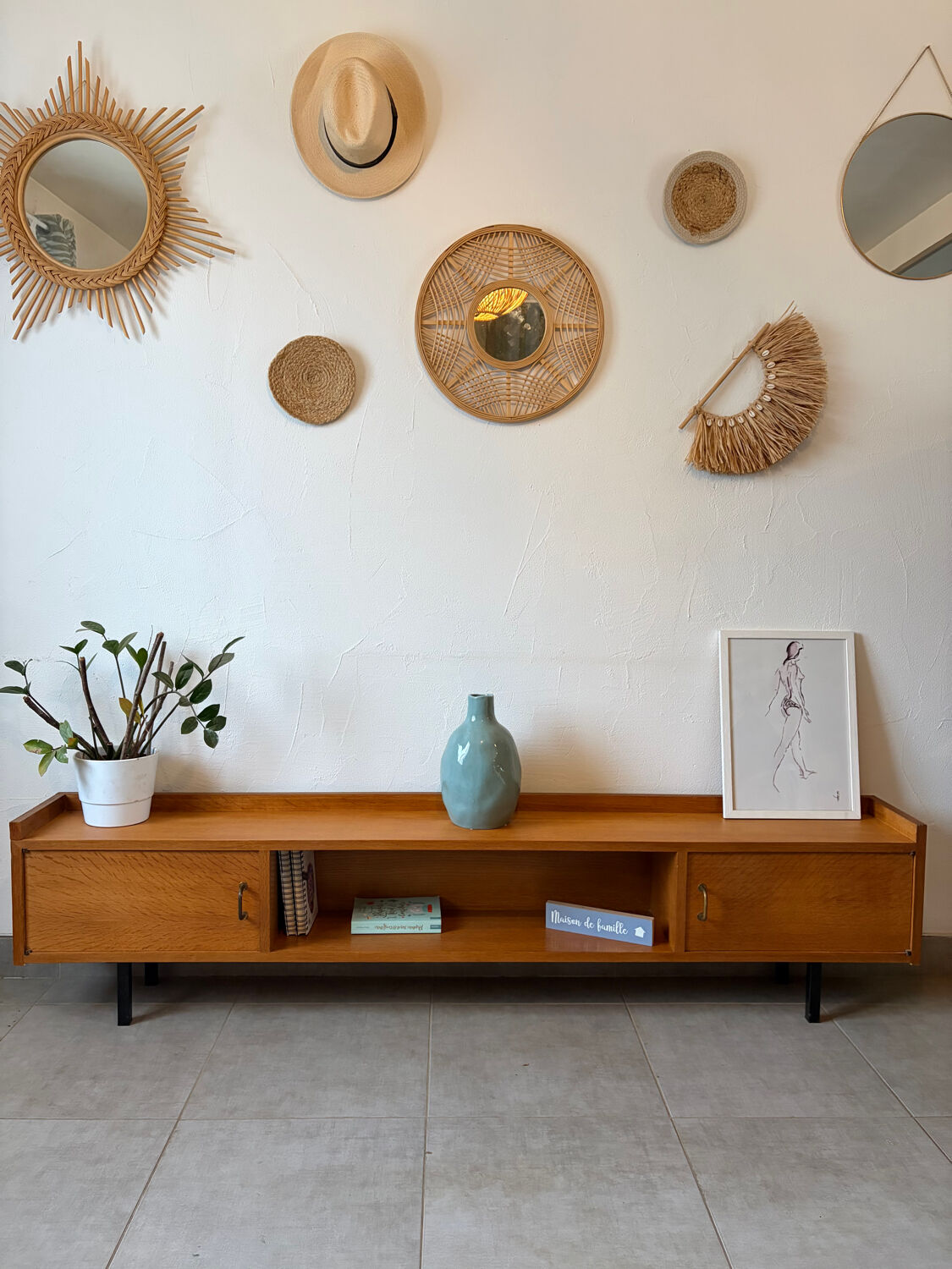 Vintage low oak sideboard (shallow)