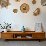 Vintage low oak sideboard (shallow)