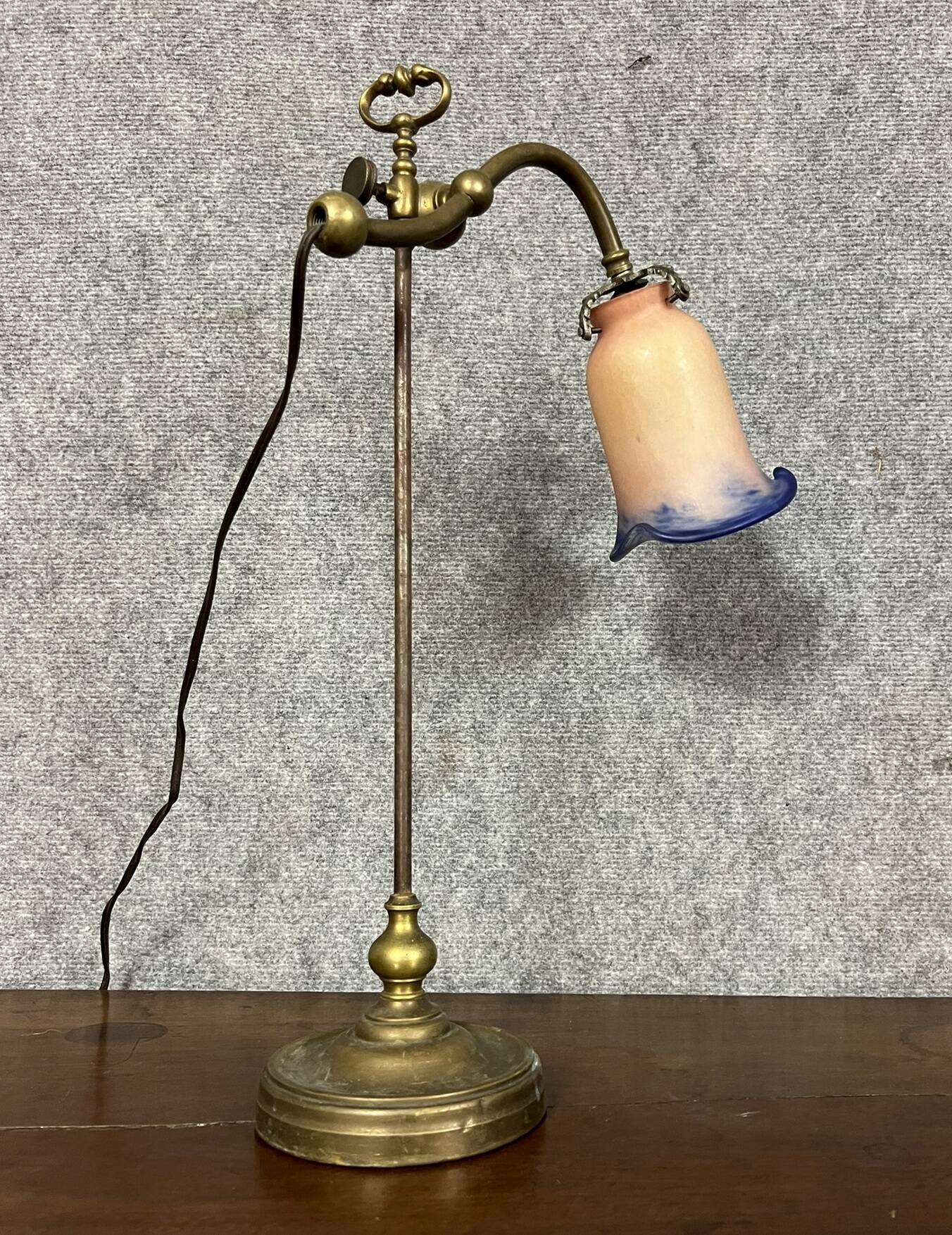 Cochelin France: 1890s gilt bronze desk lamp