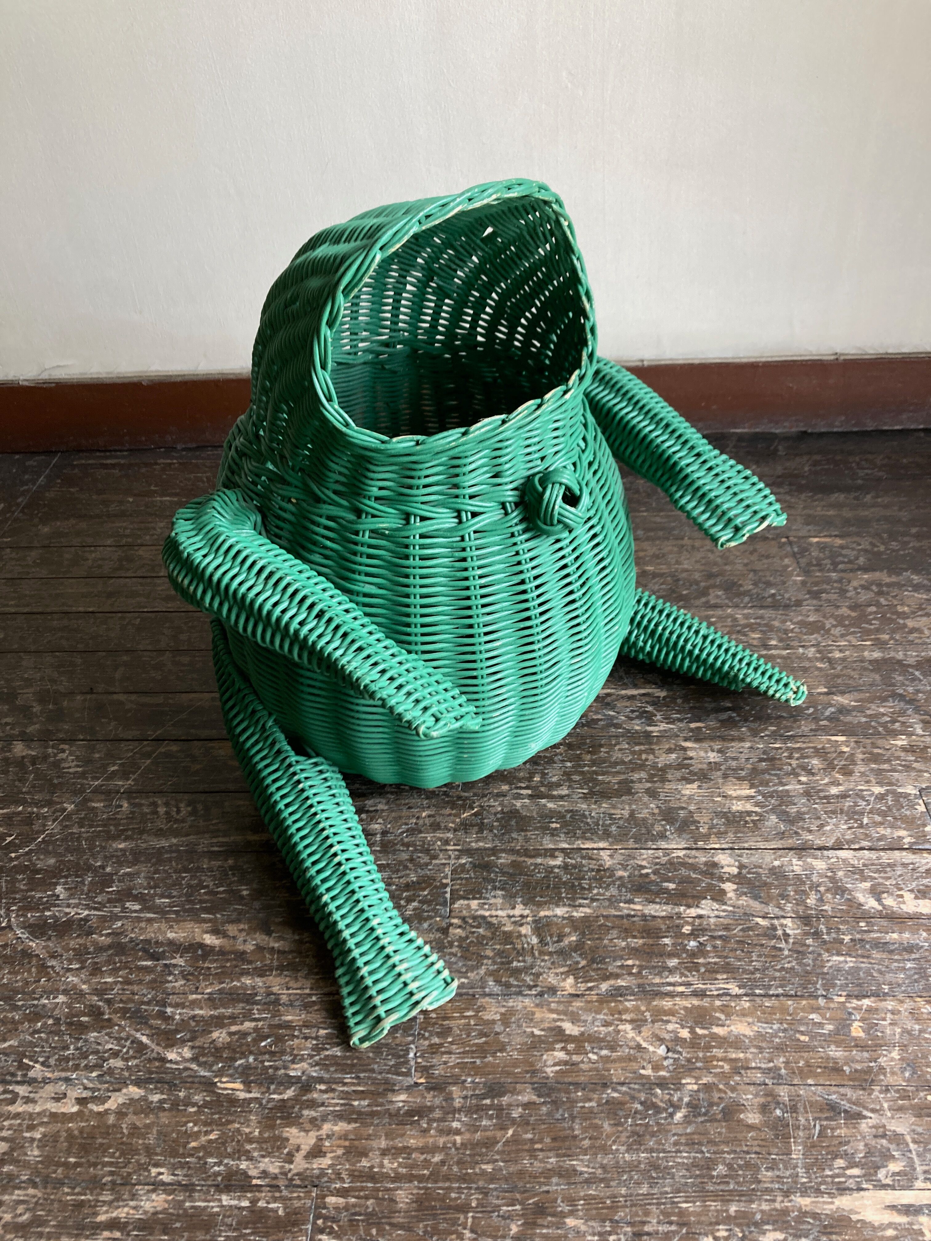 Wicker frog basket 1980