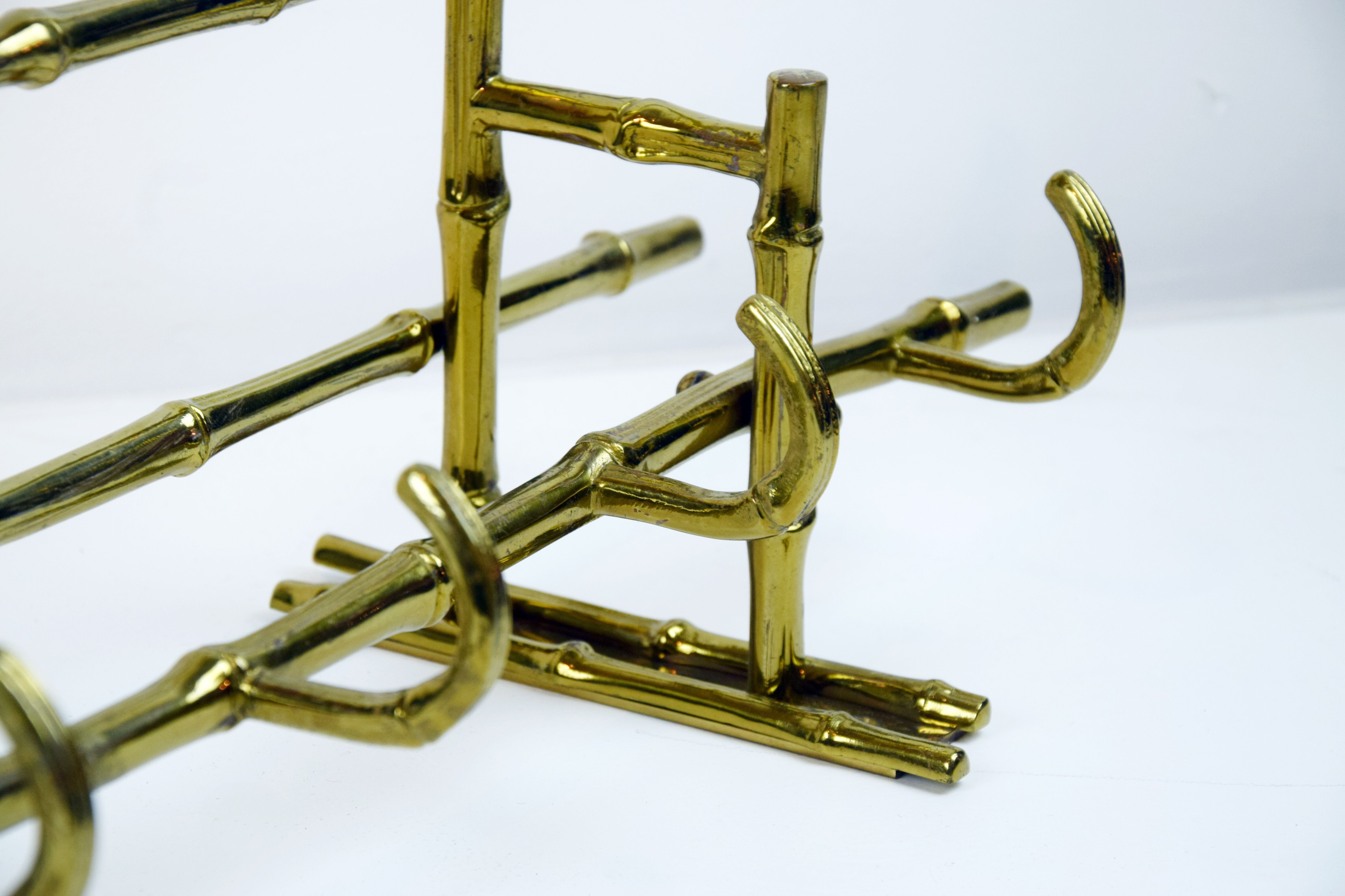 Bamboo-like coat rack in bronze