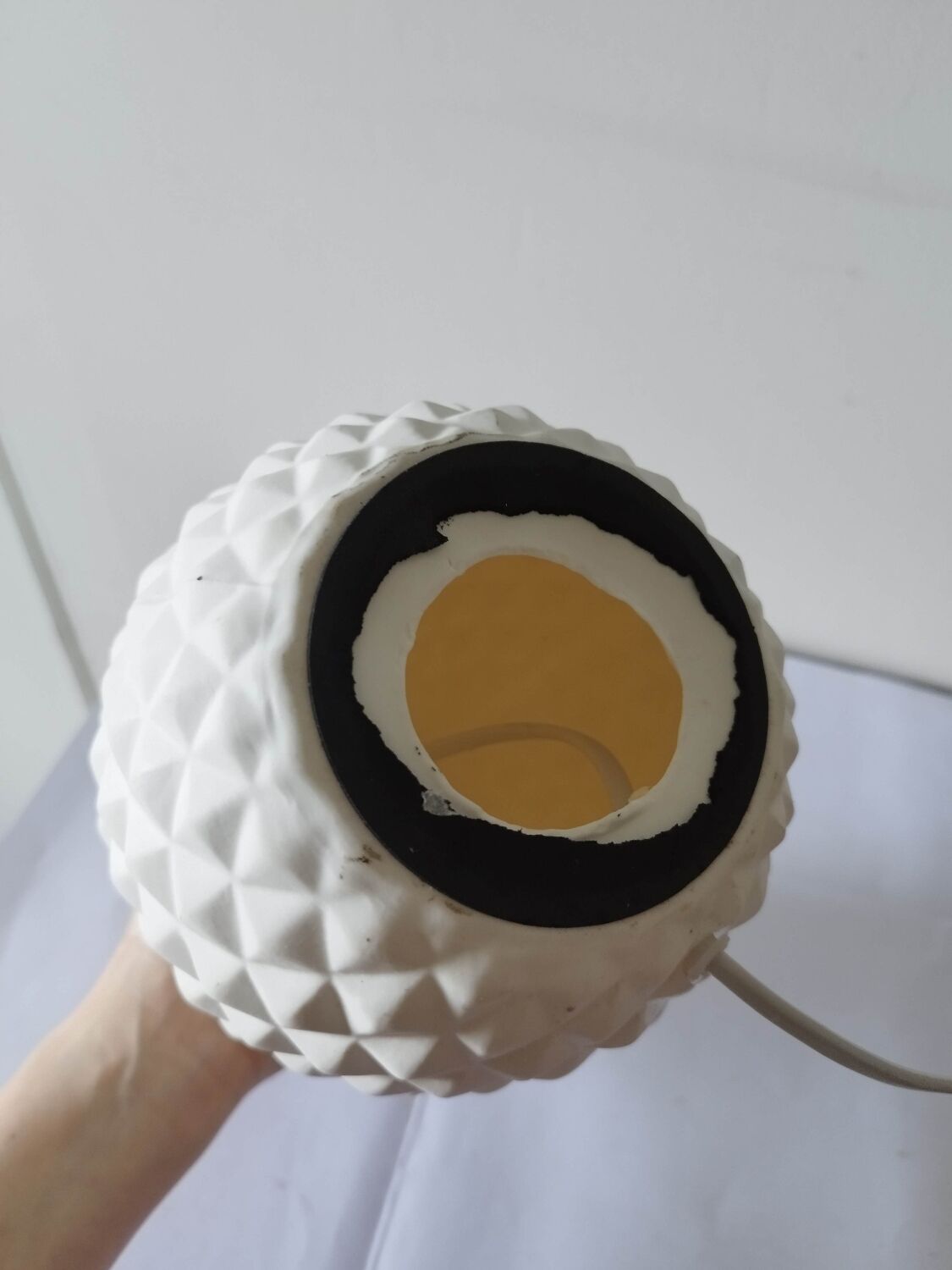 Pineapple lamp in white biscuit