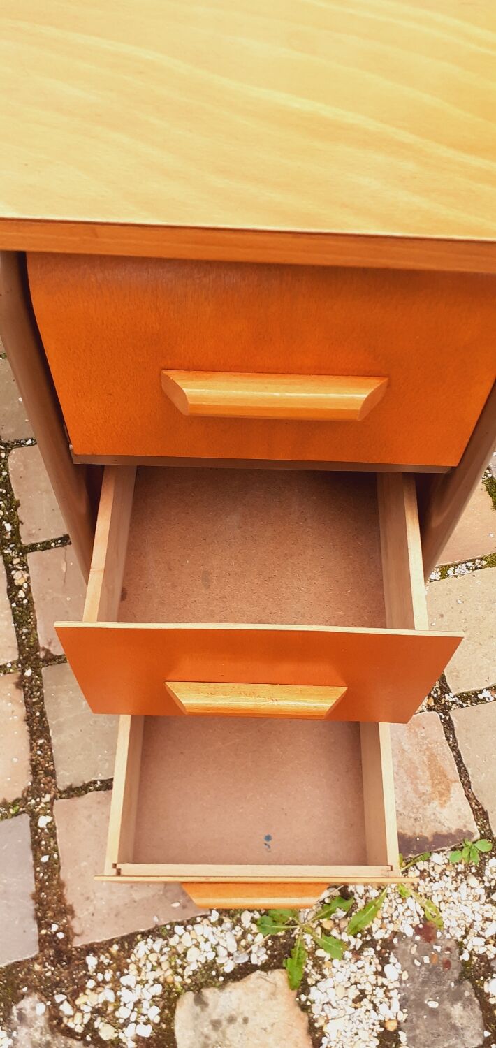 Desk and its vintage chair year 50