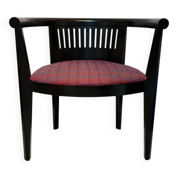 Fauteuil laqué noir