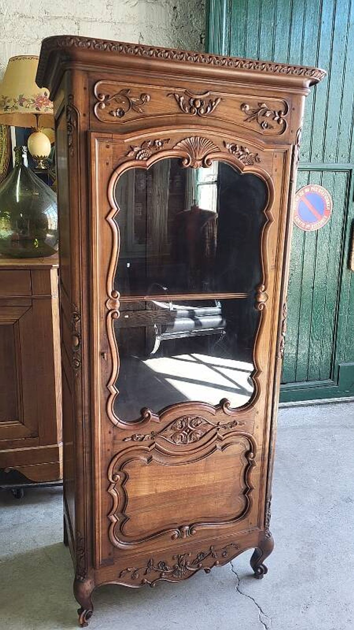 Vitrine style louis xv 1 porte en merisier