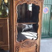 Vitrine style louis xv 1 porte en merisier