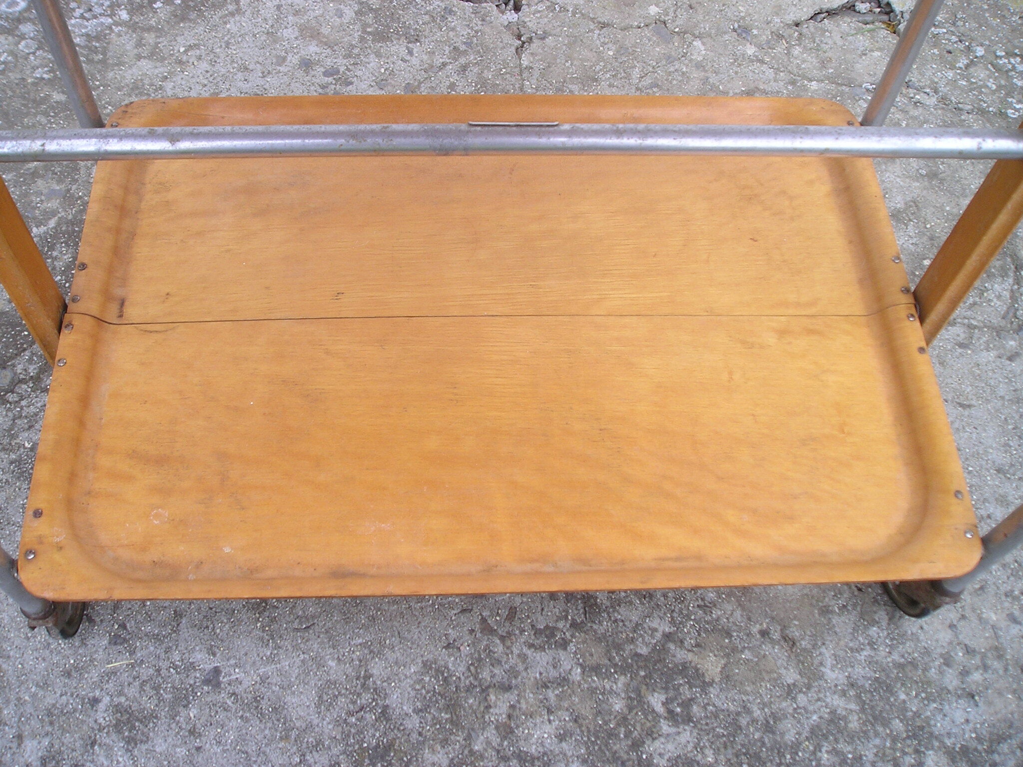 Textable folding serving table 1950