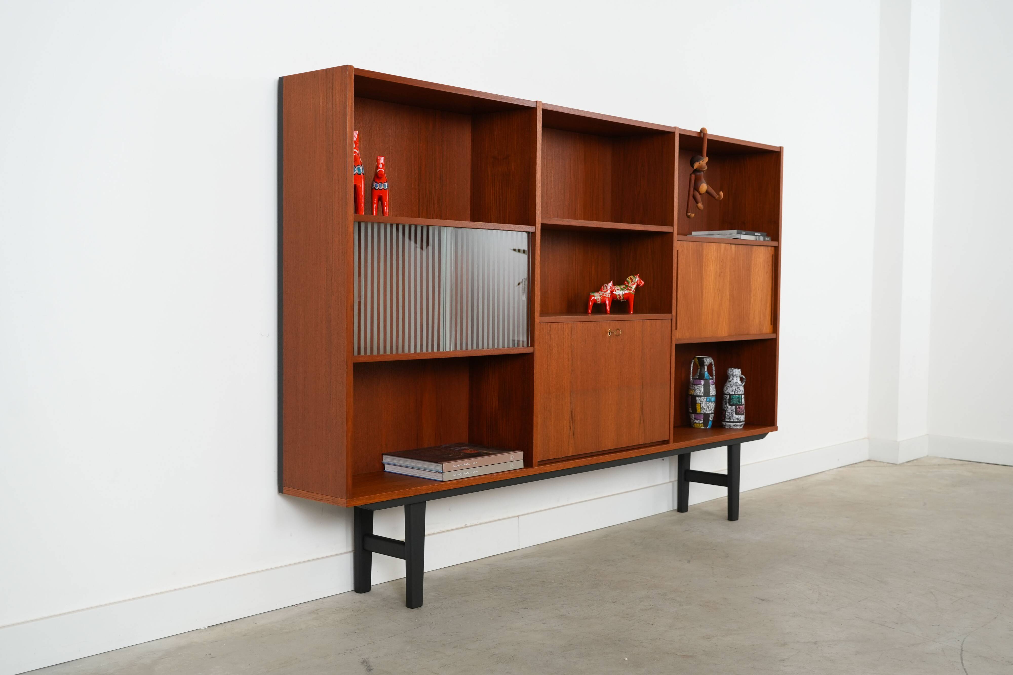 Bibliothèque en teck, design danois, années 1970, production : Danemark