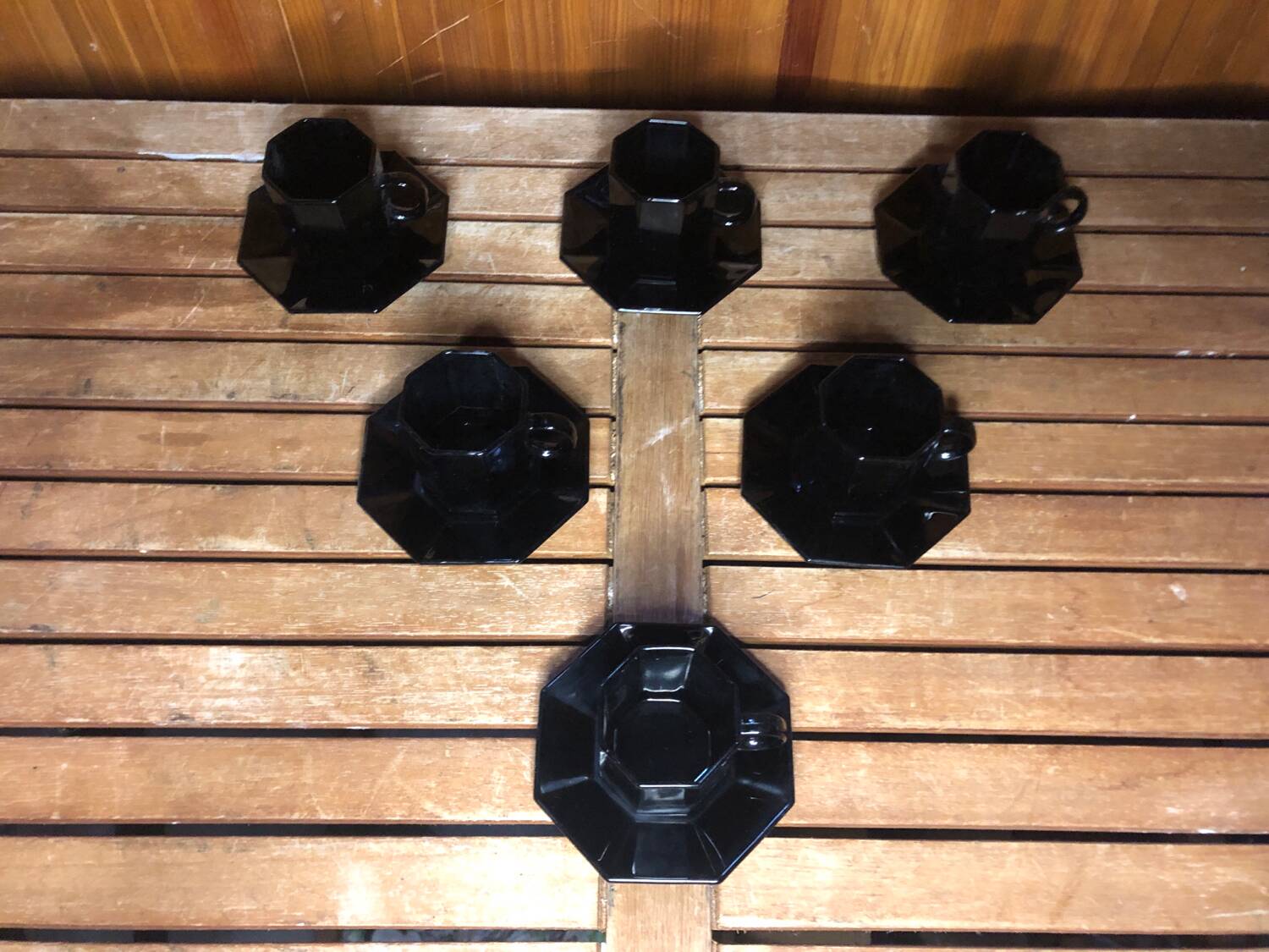 Series of 6 cups & saucers esso collection noire france vintage #a538