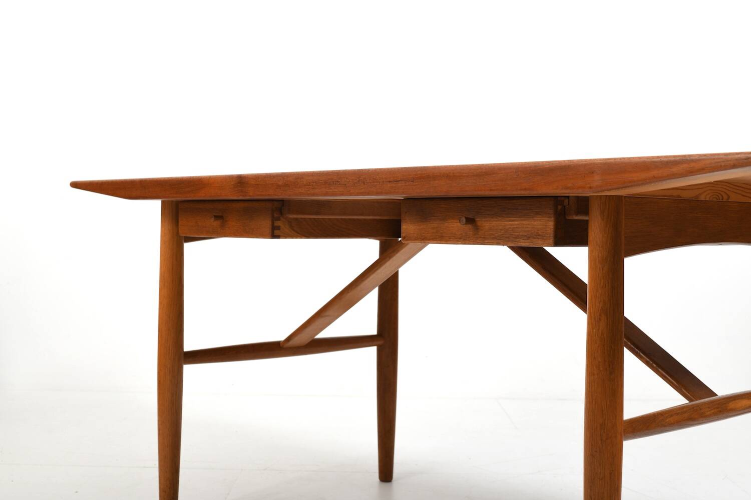 Fine Danish freestanding Desk in Teak and Oak 1960s
