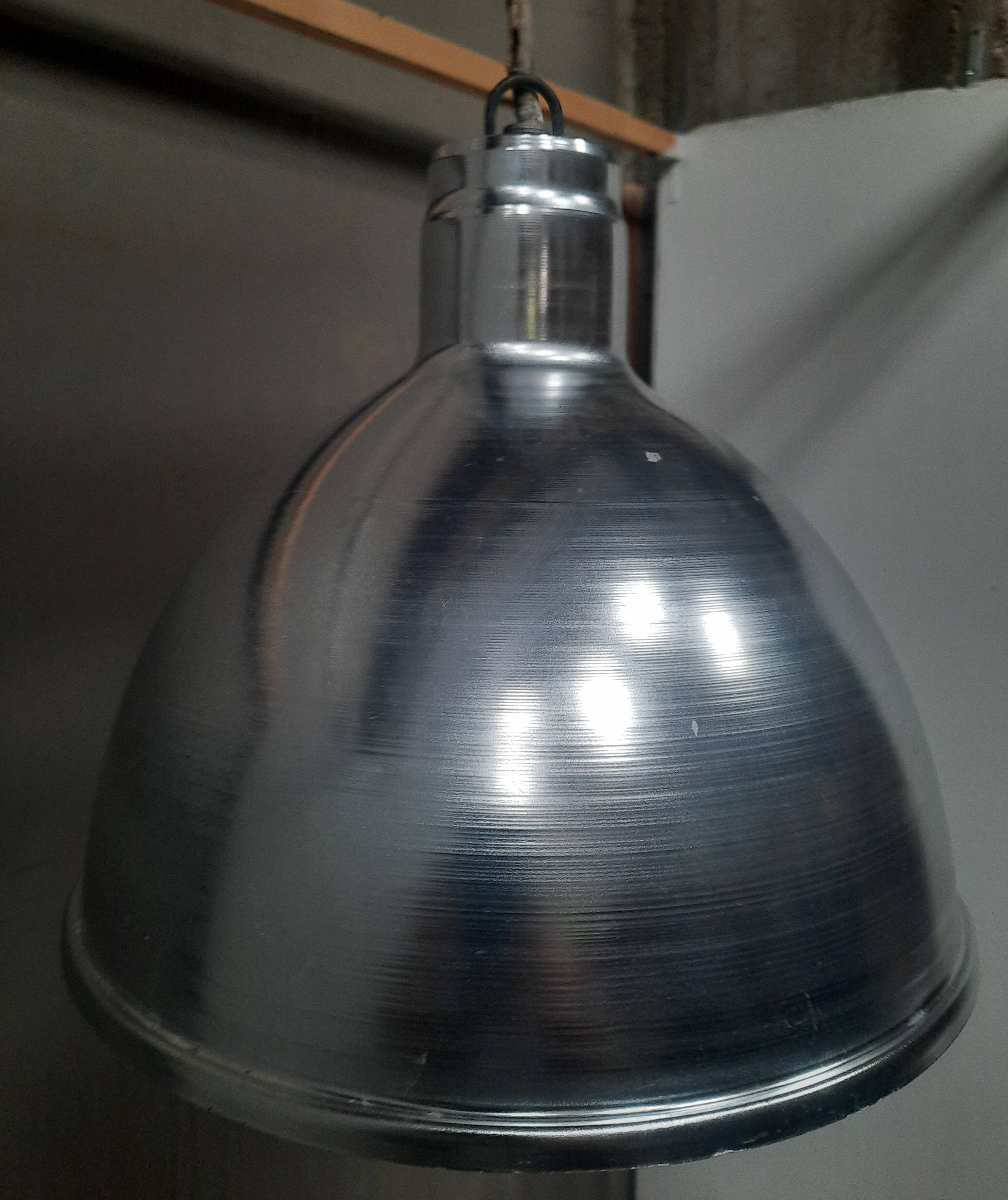 Industrial stainless steel lamp