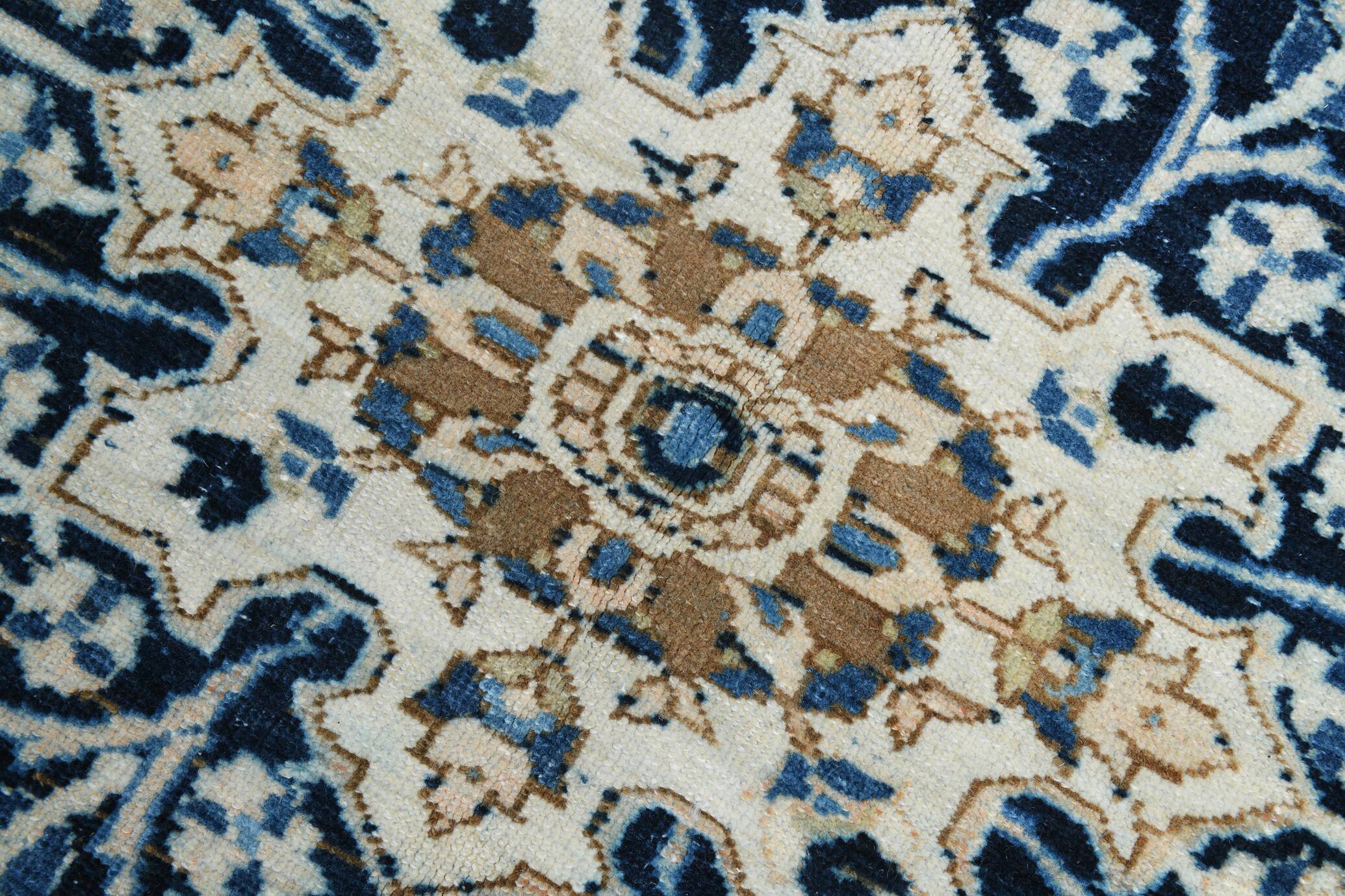 Tapis Persan Vintage Bleu Fait Main, Élégance Classique d’Iran, 293x391 Cm