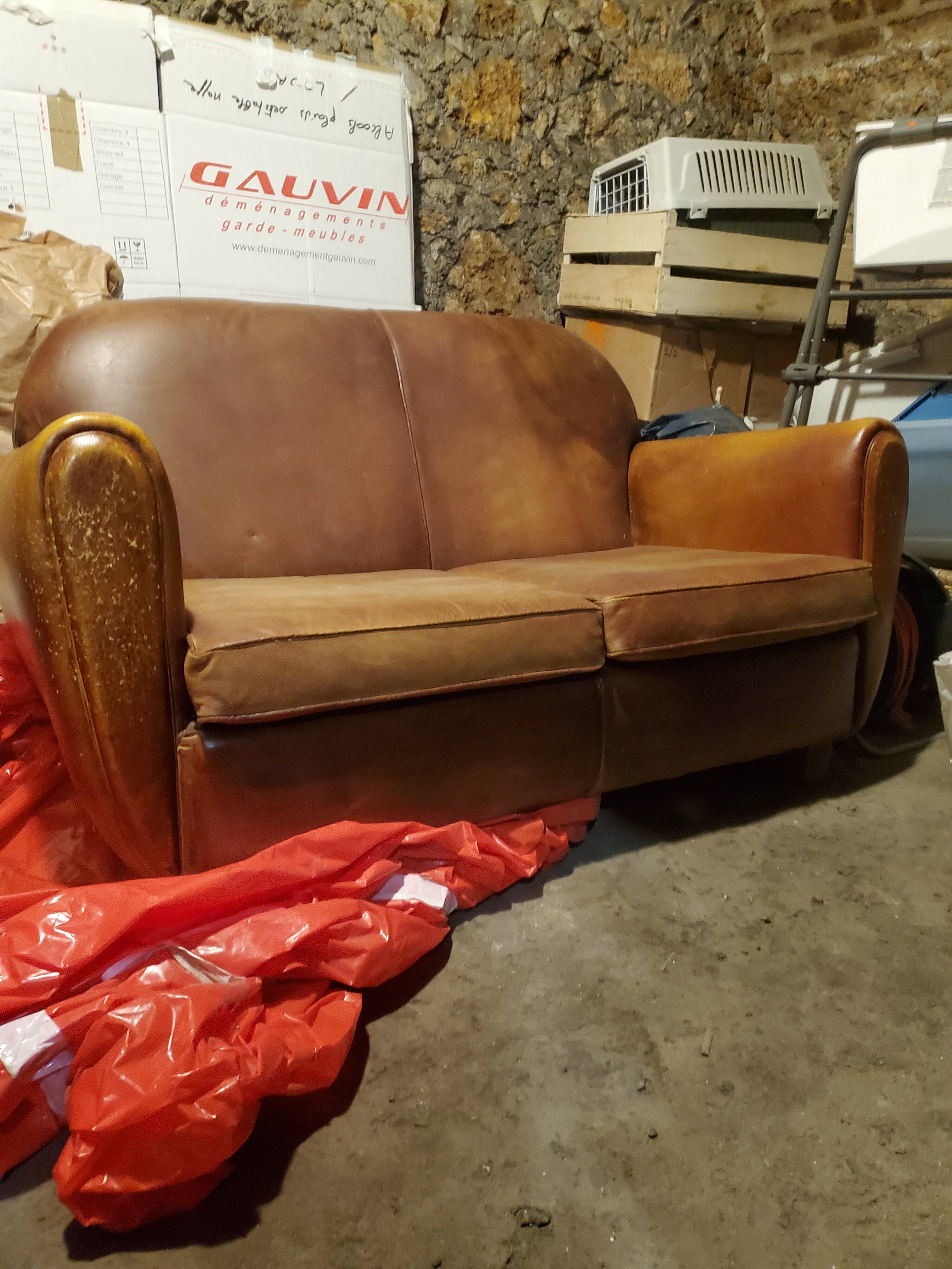 2-seater havana leather bench dimensions (in m): 1.30x0.75x0.75