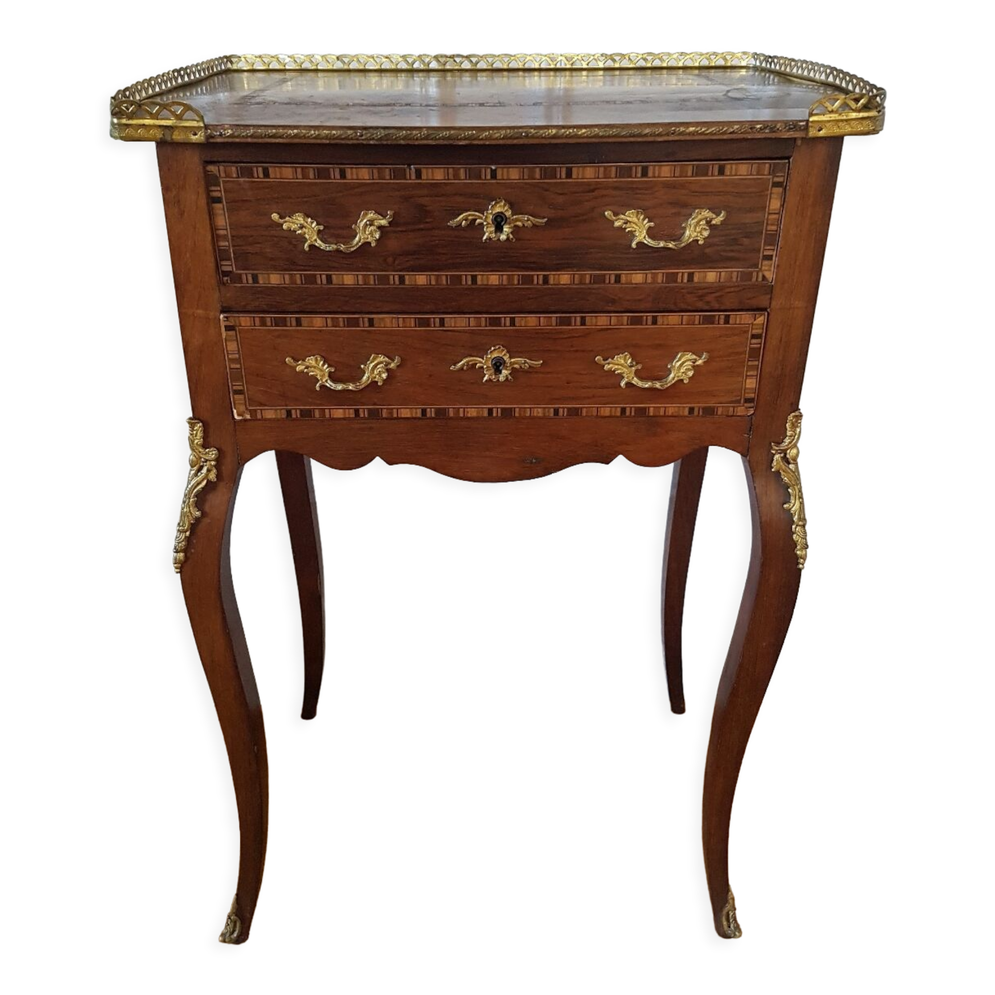 Louis XV style chest of drawers