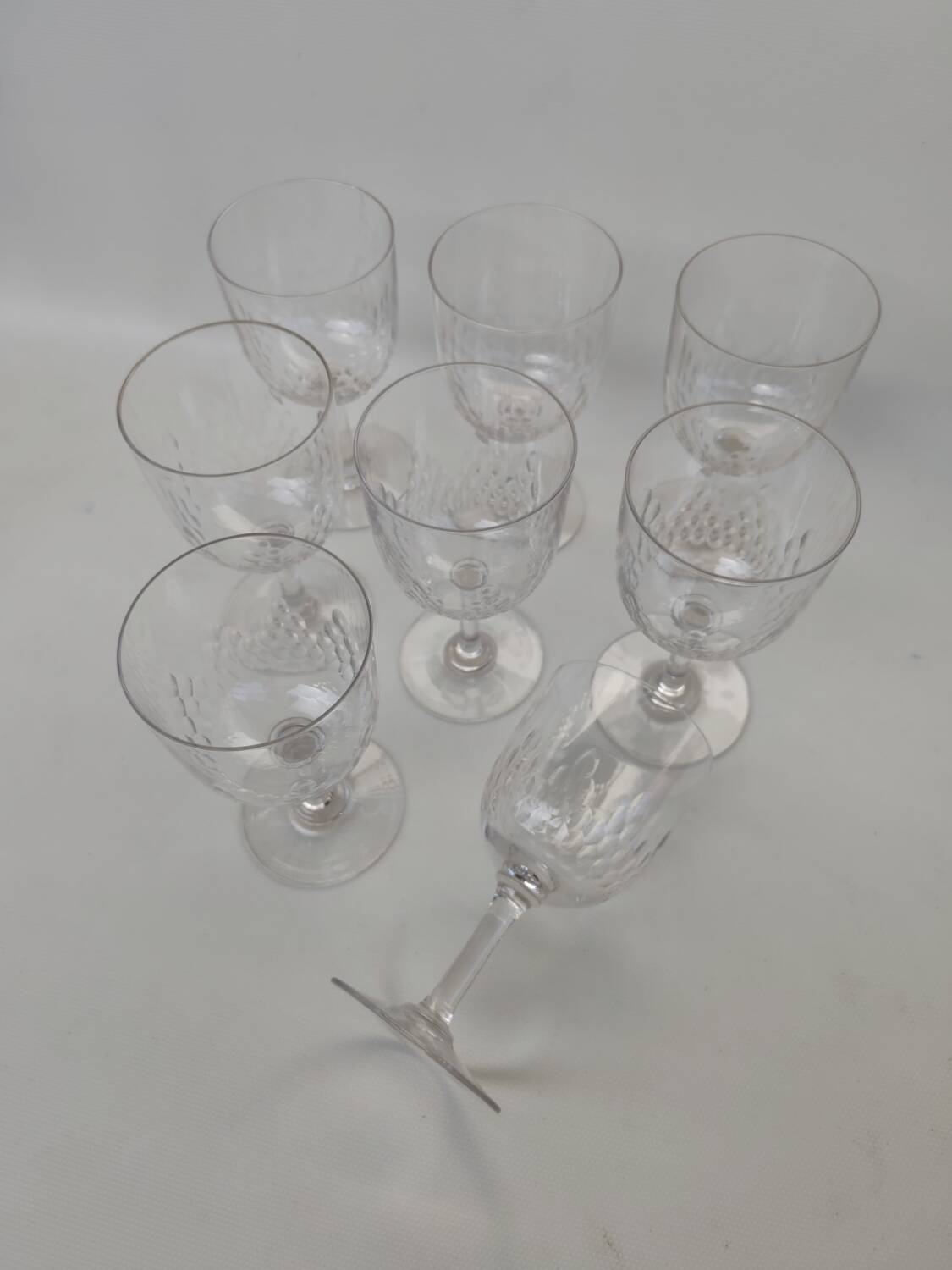 8 large Baccarat crystal glasses, Richelieu model.