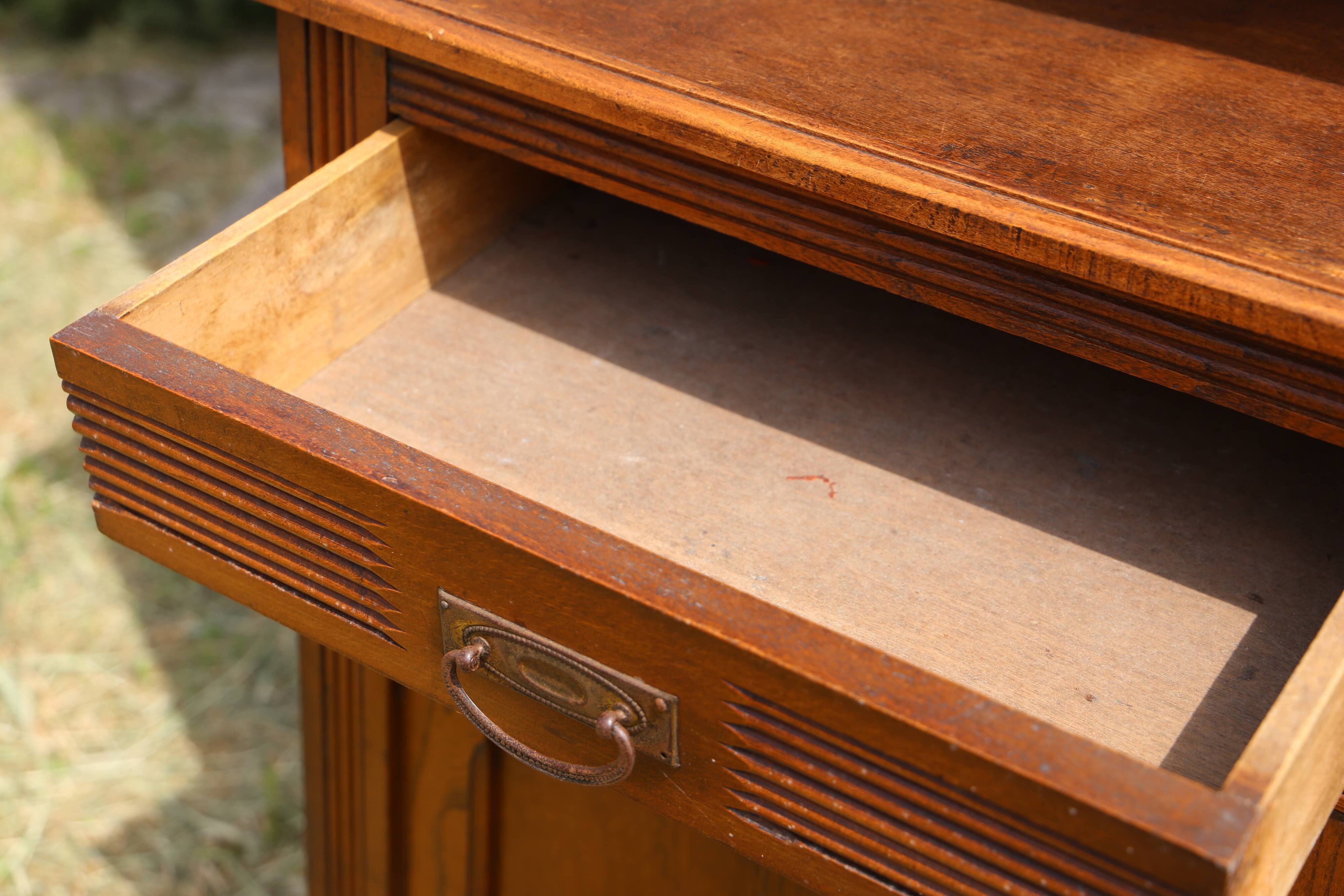 Vaisselier / buffet two body, vintage