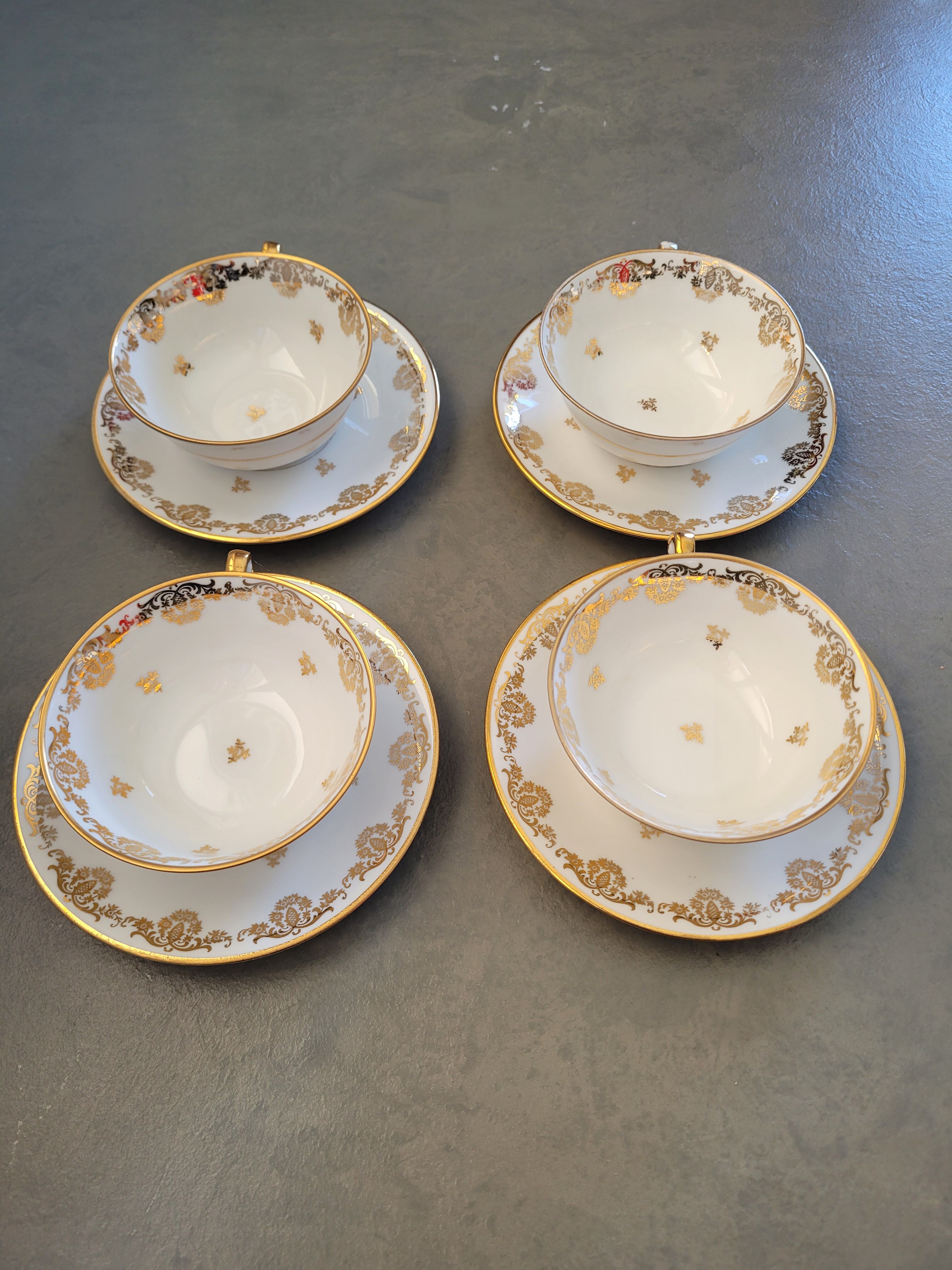 Set of 4 tea or coffee cups in Limoges porcelain