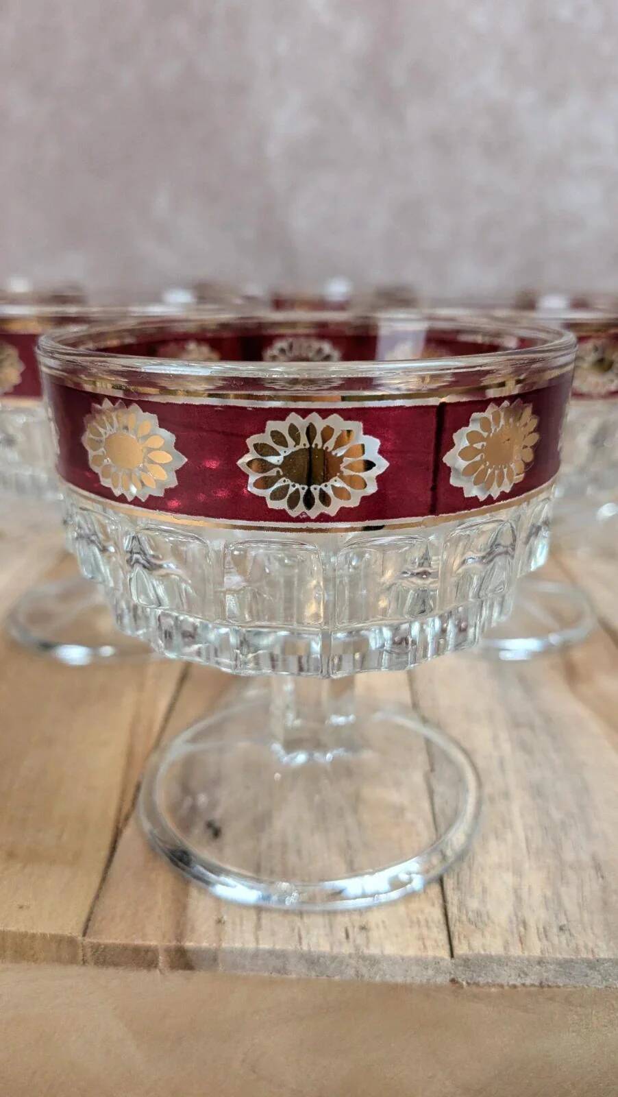 Set of vintage Italian fuchsia and gold cups