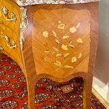 Chest of drawers Frying pan with floral decoration Louis XV style