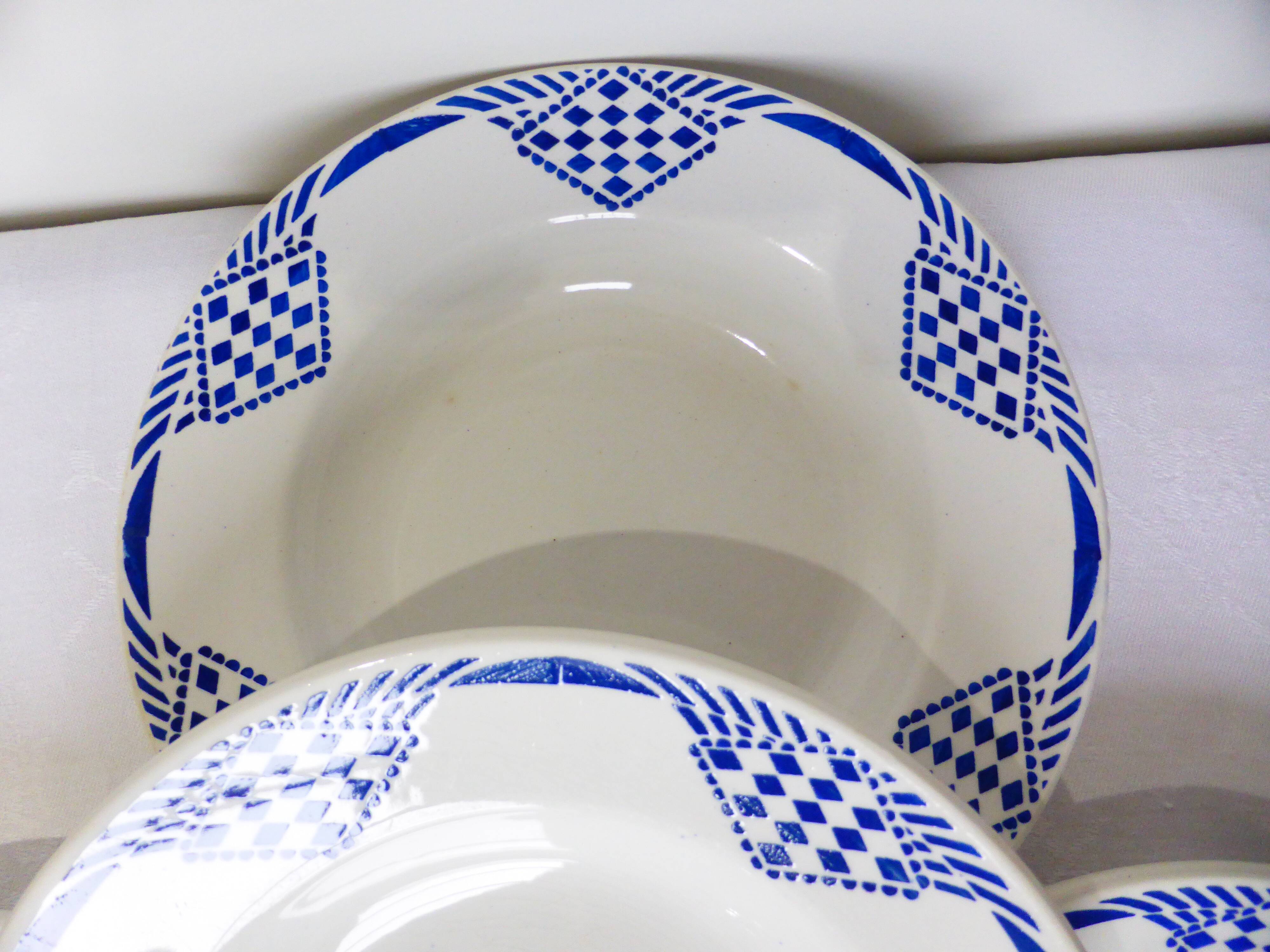 4 deep plates from Moulin des Loups et Hamage, Pantin model 211233