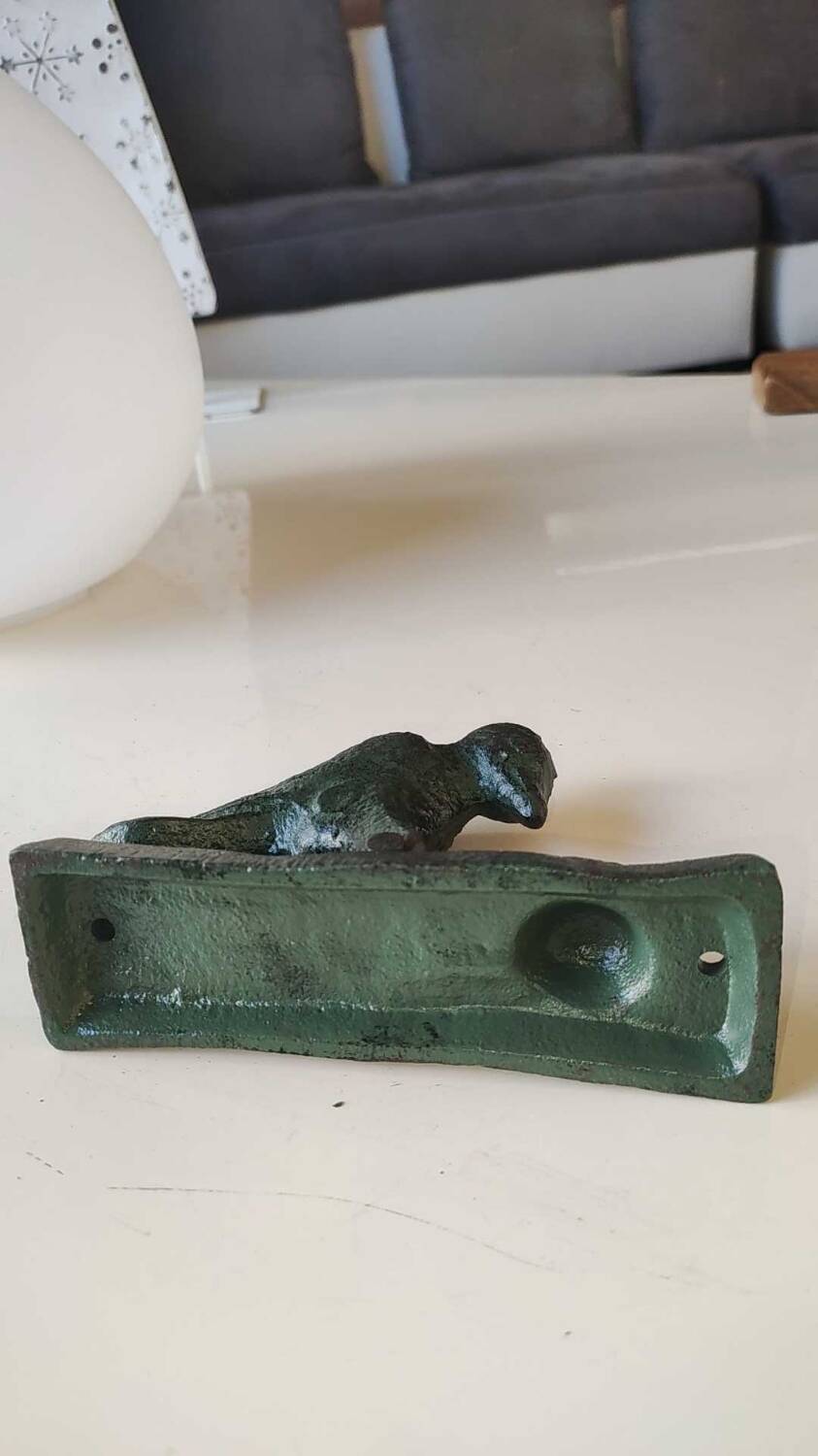 Door knocker/hammer in Green Pic shape, in cracked effect cast iron with green patina