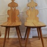 Pair of alsatian chairs