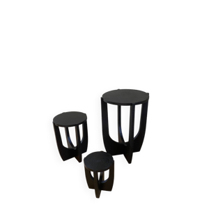 trois tables d'appoint