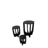 Trois tables d'appoint en bois