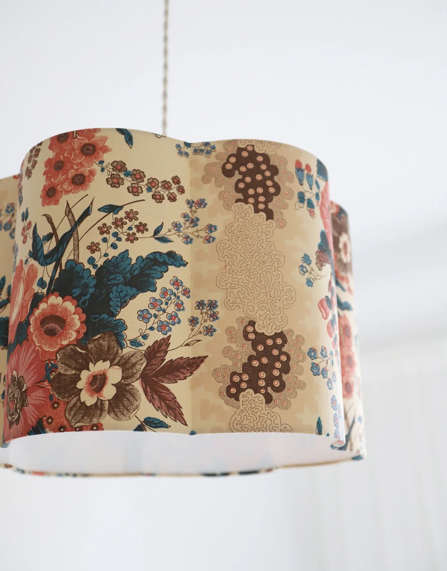 Suspension forme fleur Flora "isabelle"