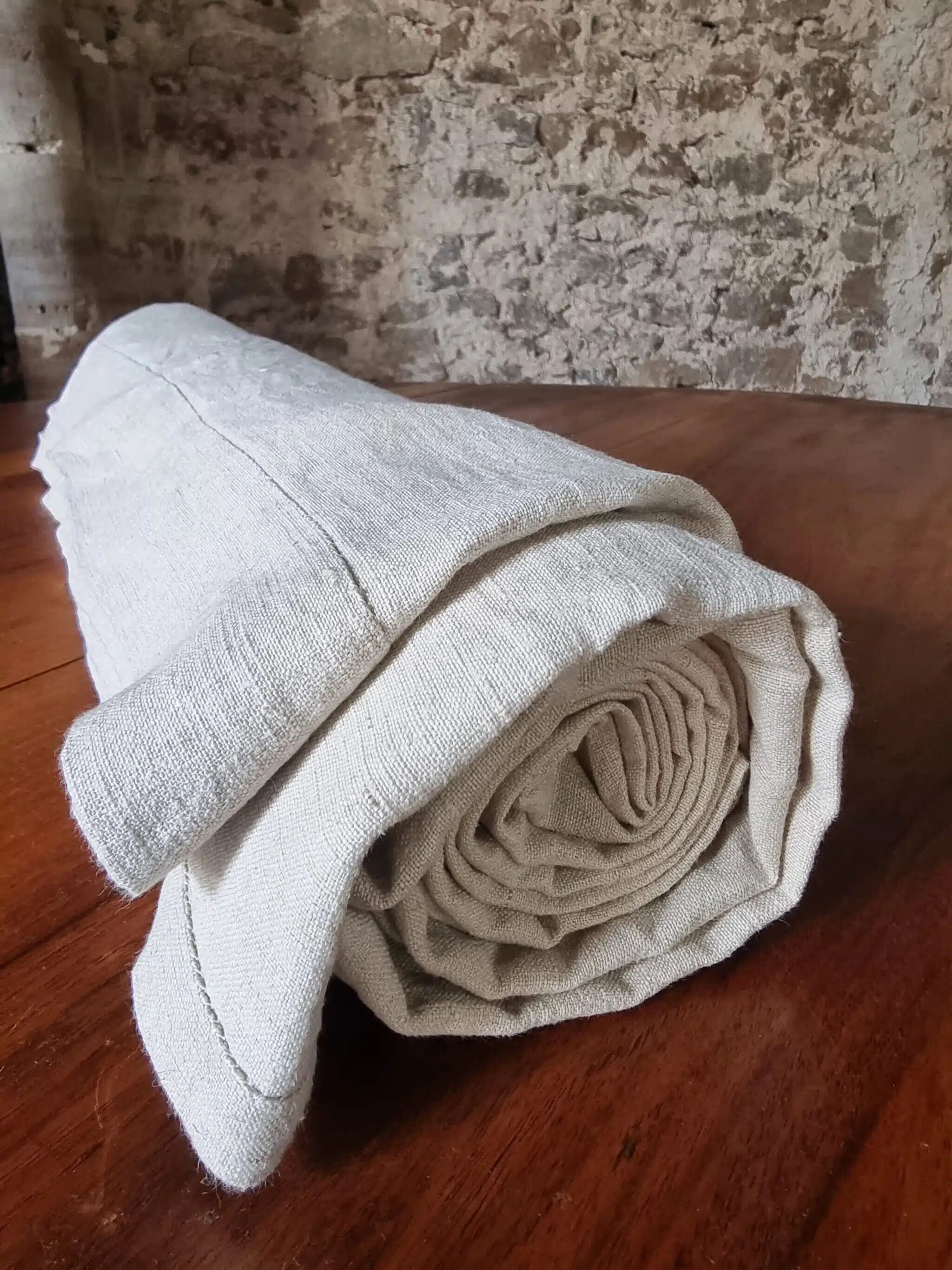 Antique French hand-woven sheet – Natural linen, early 20th century, 210 × 280 cm, 2 kg