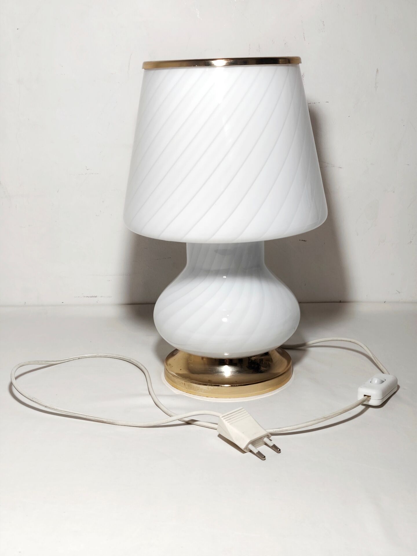 Murano glass table lamp. Italy, 1980s.