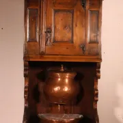 petit vaisselier en bois de mélèze - 17° siècle -Suisse