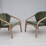 Années 1970, paire de fauteuils lounge scandinaves, mobilier en velours et rotin