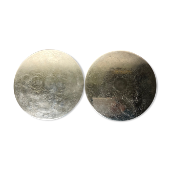 Pair under silver metal plate