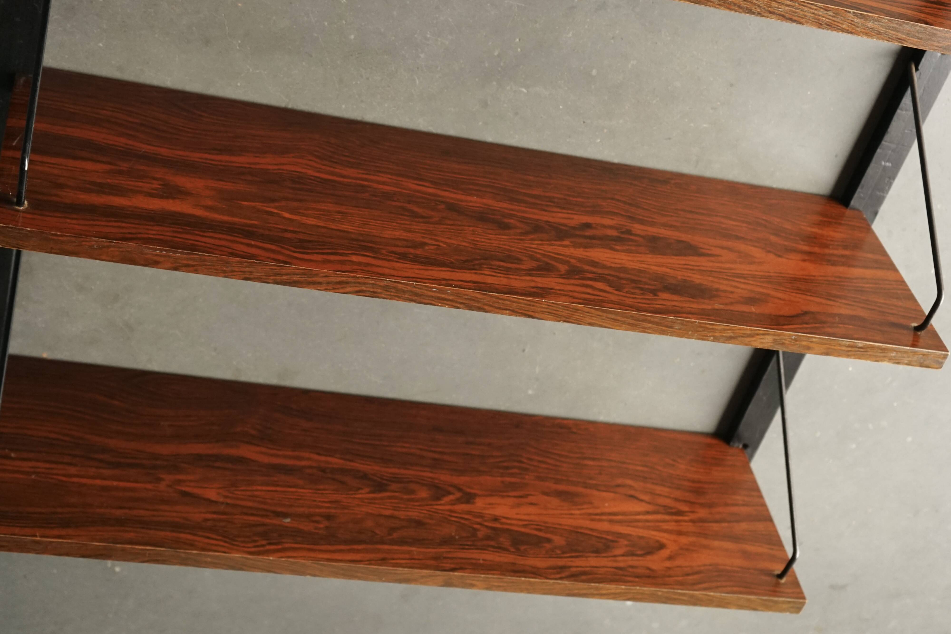 Etagère danoise du milieu du siècle par Poul Cadovius pour Cado, années 1960