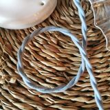 Suspension in white lace opaline, sky blue cable.