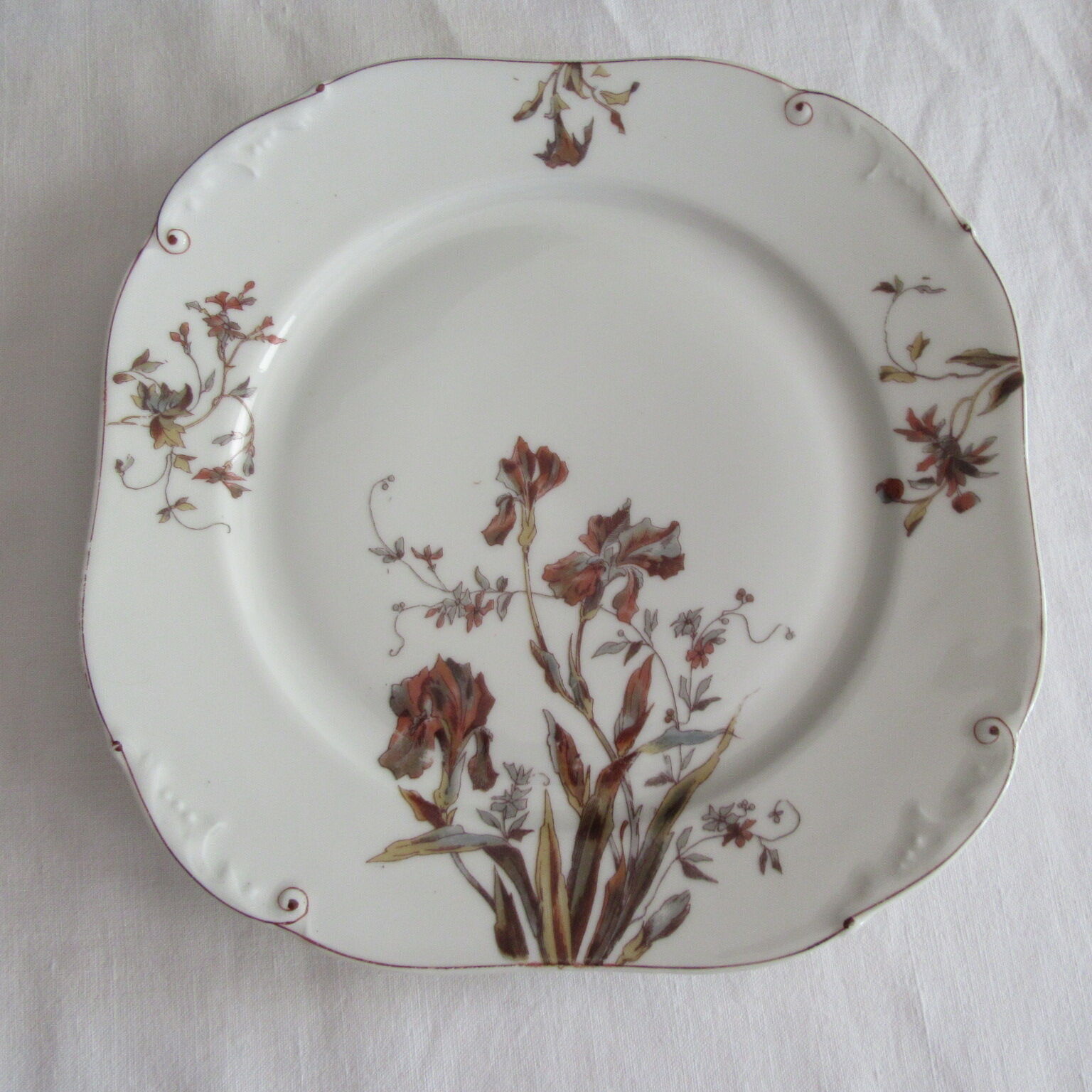 Limoges antique porcelain table service 45 pieces