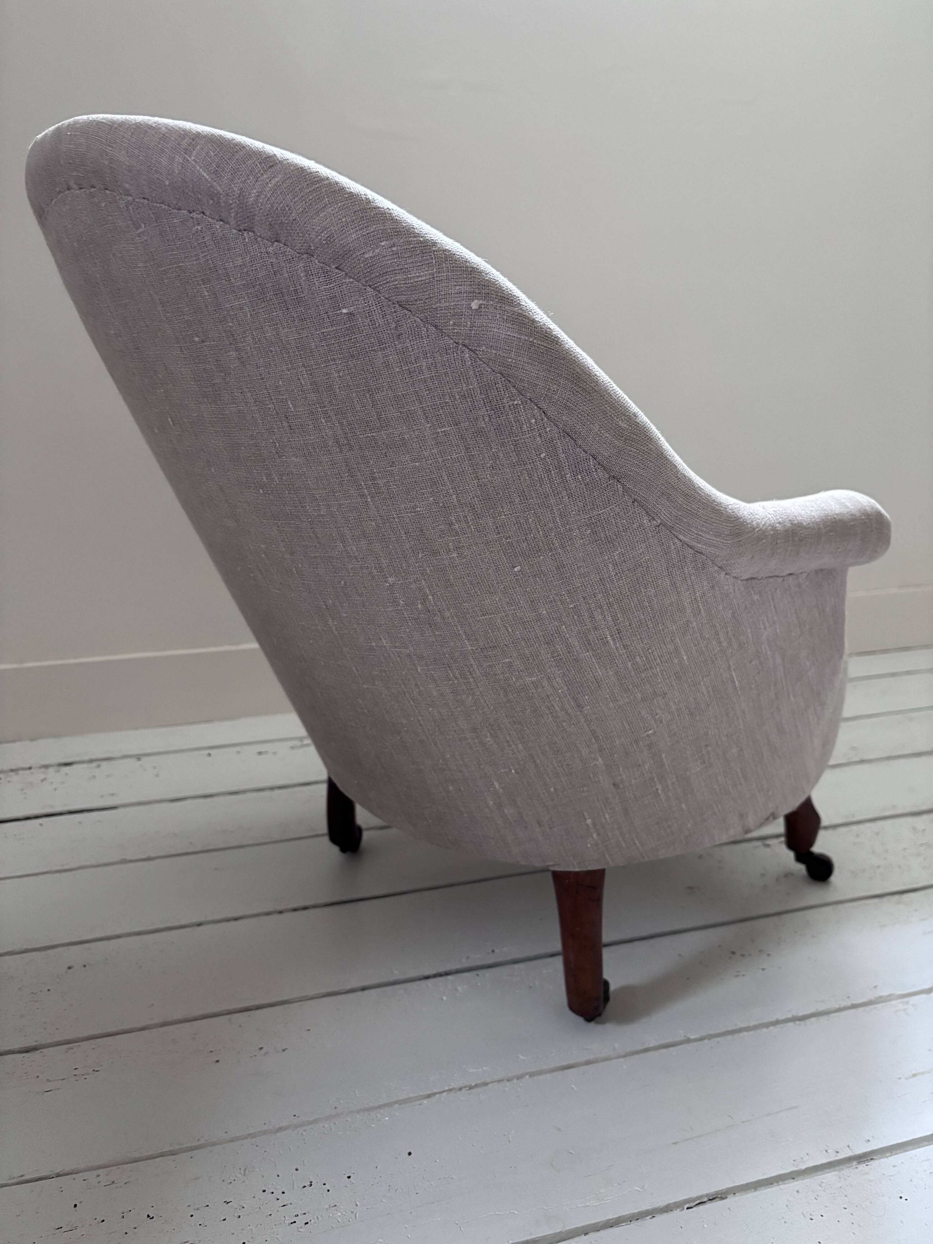 Children's toad chair