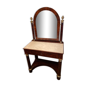 coiffeuse secrétaire