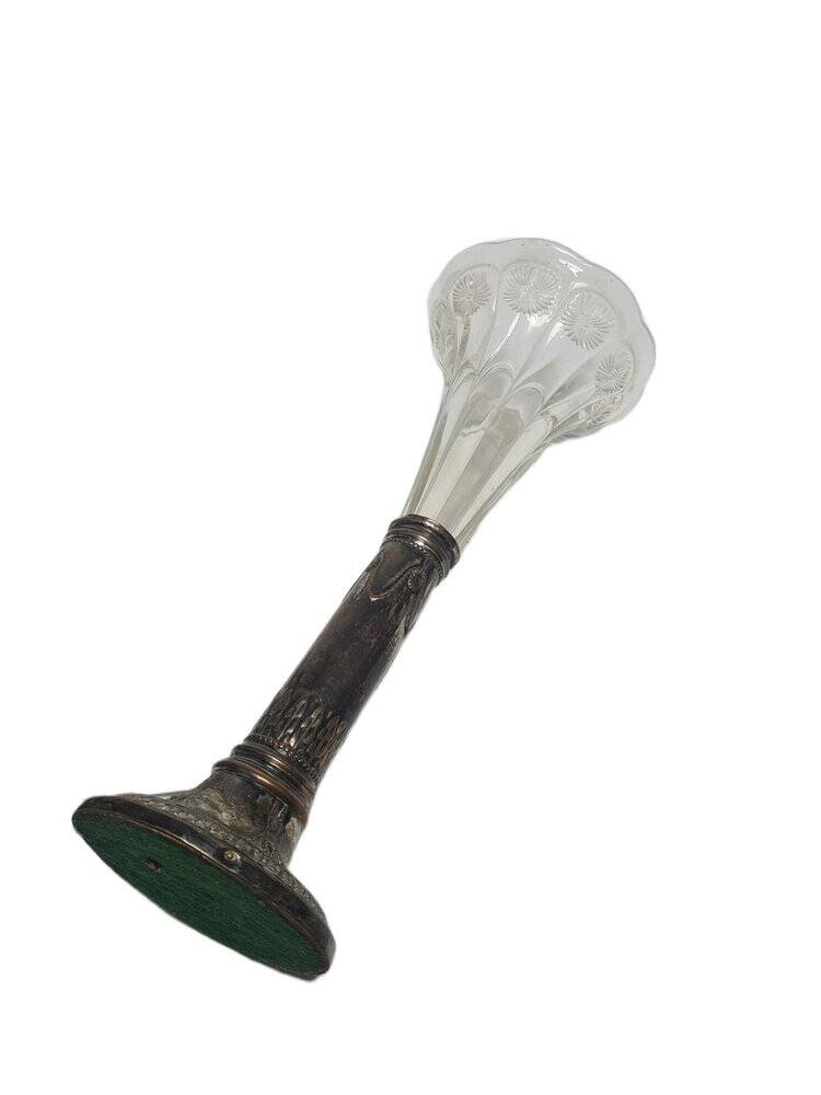 Art Nouveau French flute vase, 1900s