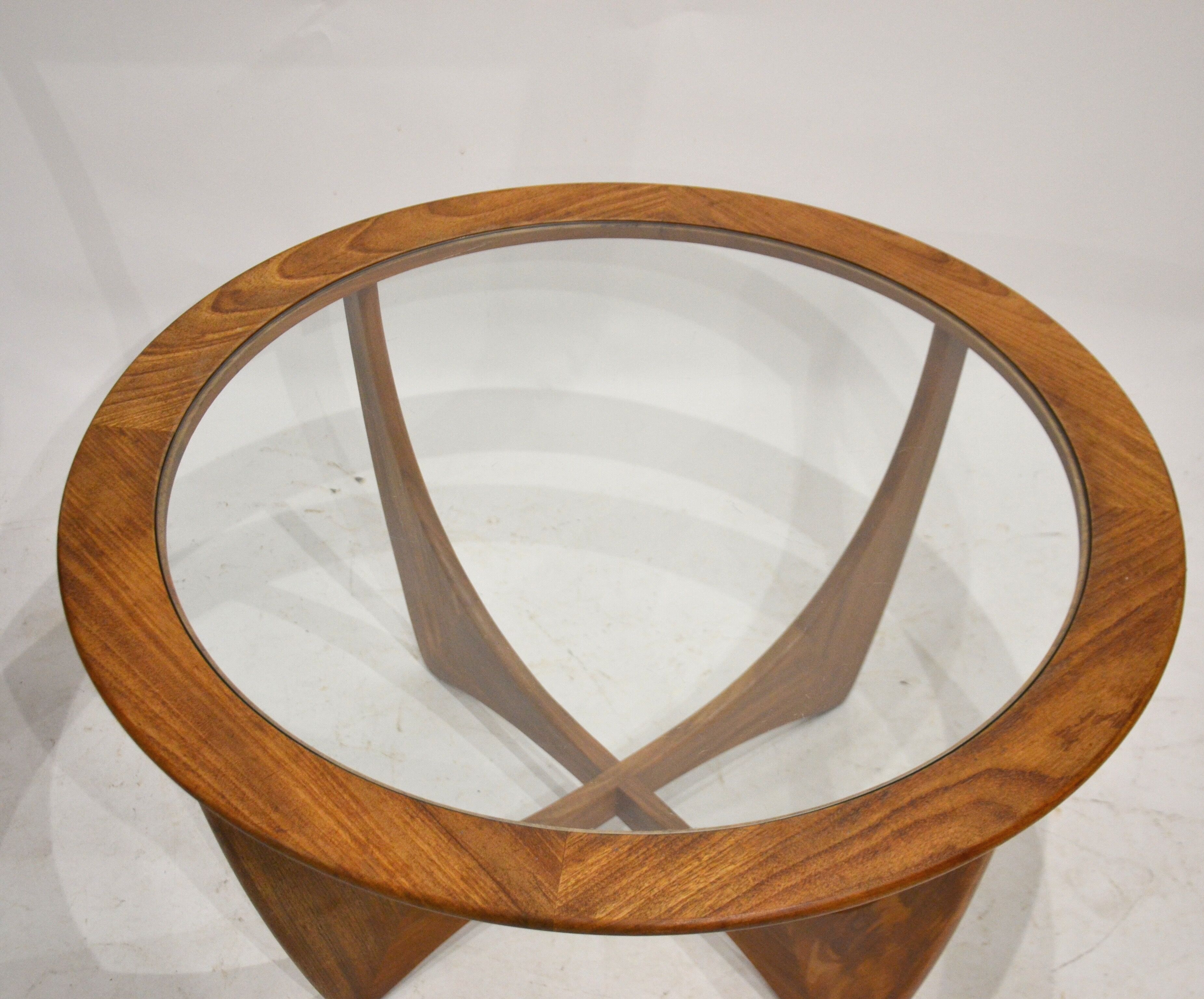 Table low Scandinavian G-plan Astro teak