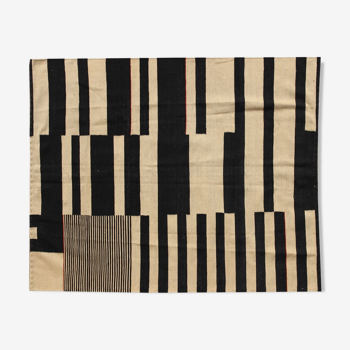 Kilim noir et ivoire 195 x 163 cm