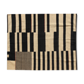 Kilim noir et ivoire 195 x 163 cm