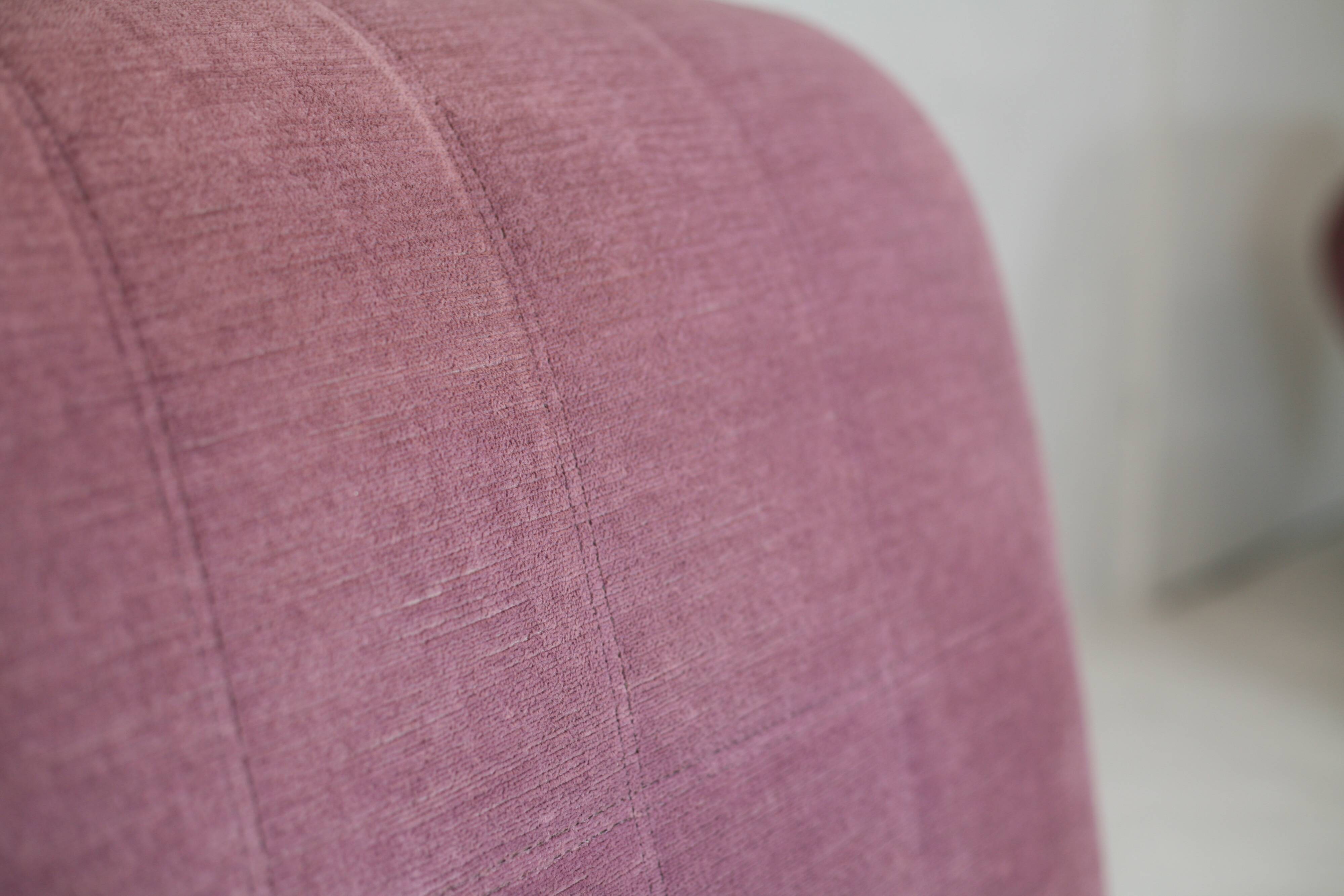 Pair of "eggplant" armchairs, France, circa 1970