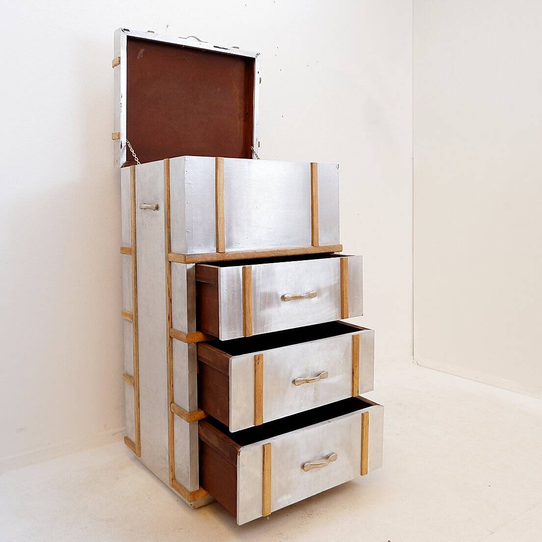 Aluminum chest of drawers - "Trunk"