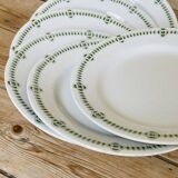 Set of 8 Creil and Montereau dinner plates
