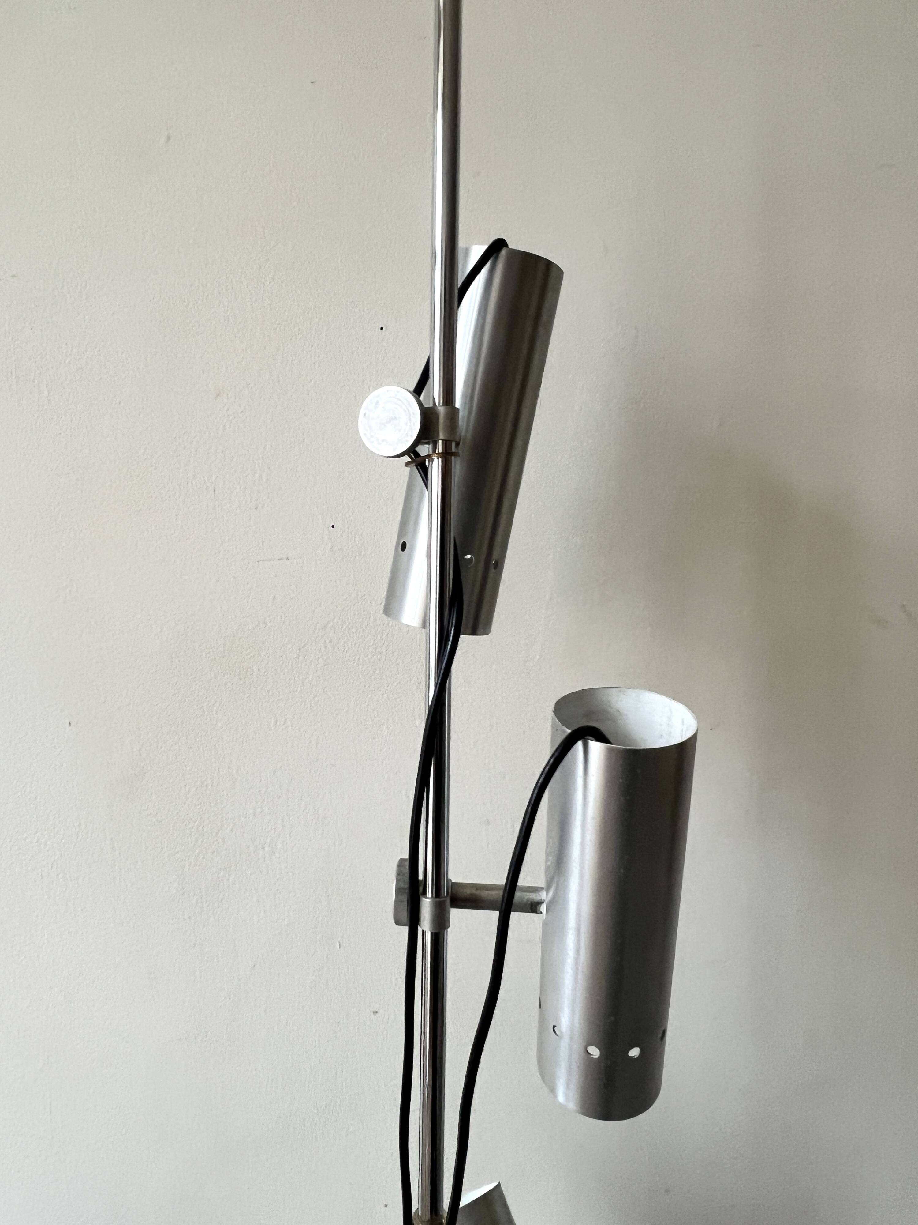 Chrome metal floor lamp with 3 spots by Alain Richard, design 1970.