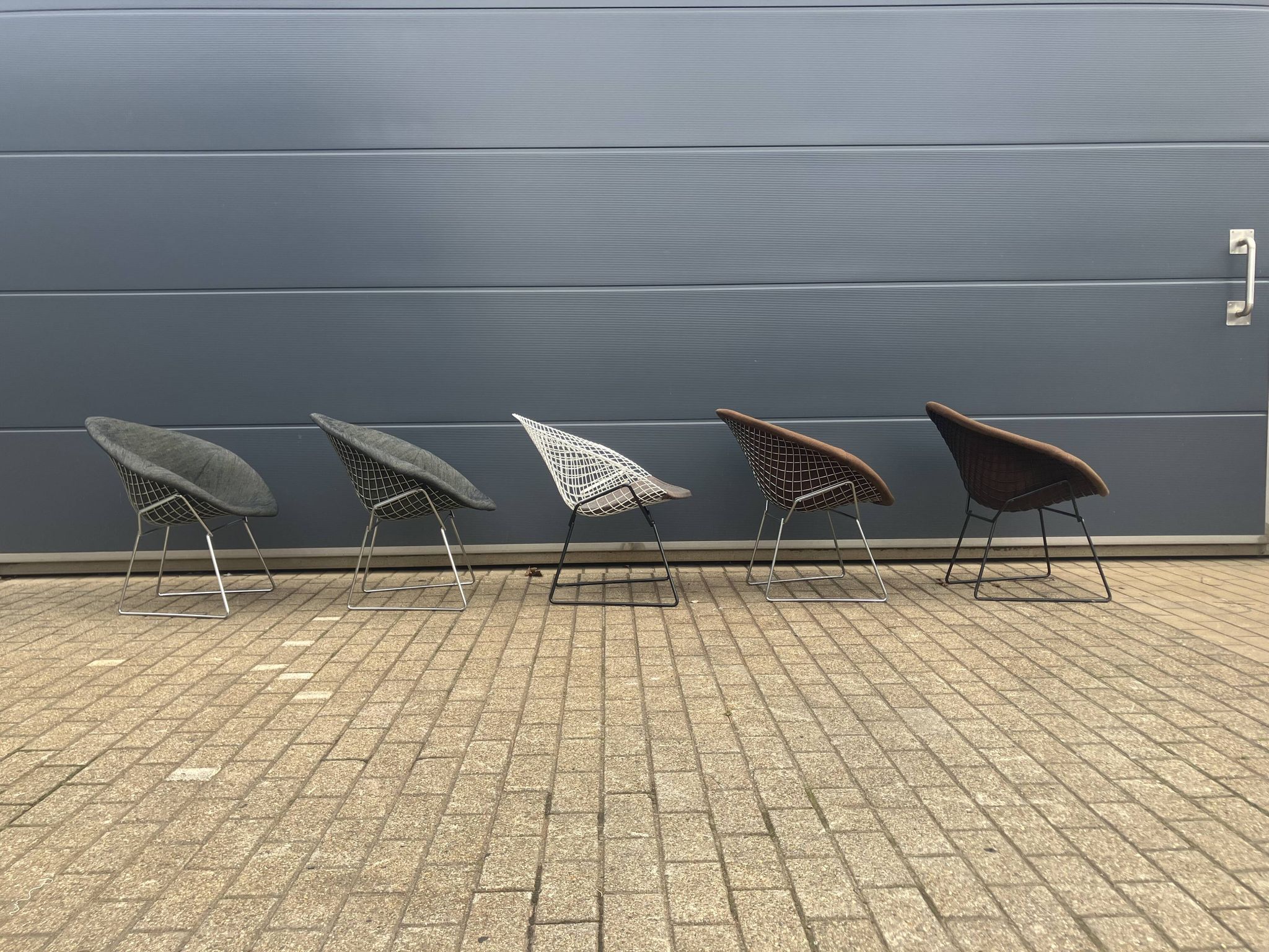5x Knoll Bertoia Diamond chair upholstered