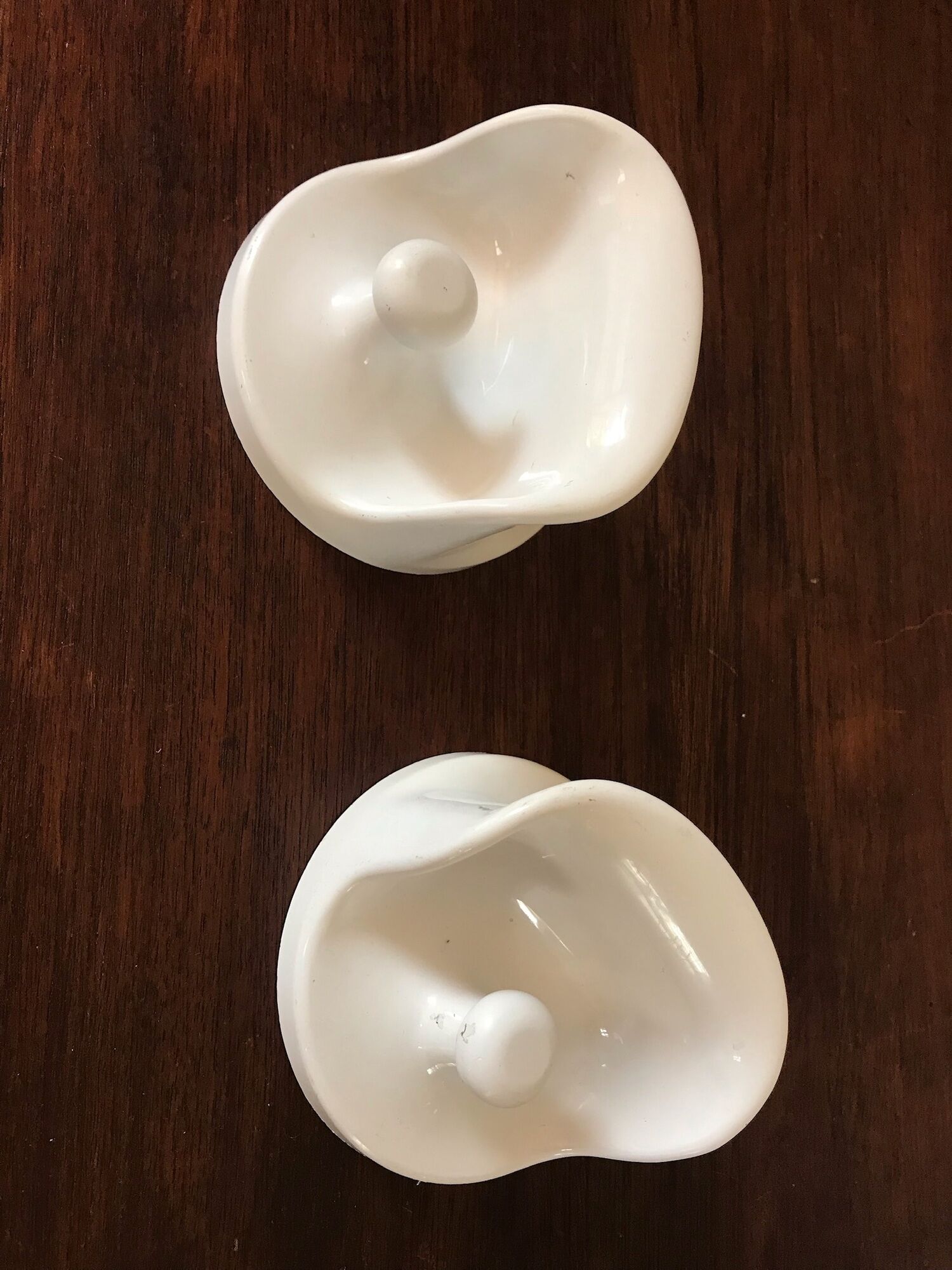 Pair of olaf von bohr hooks for kartel Annees 70